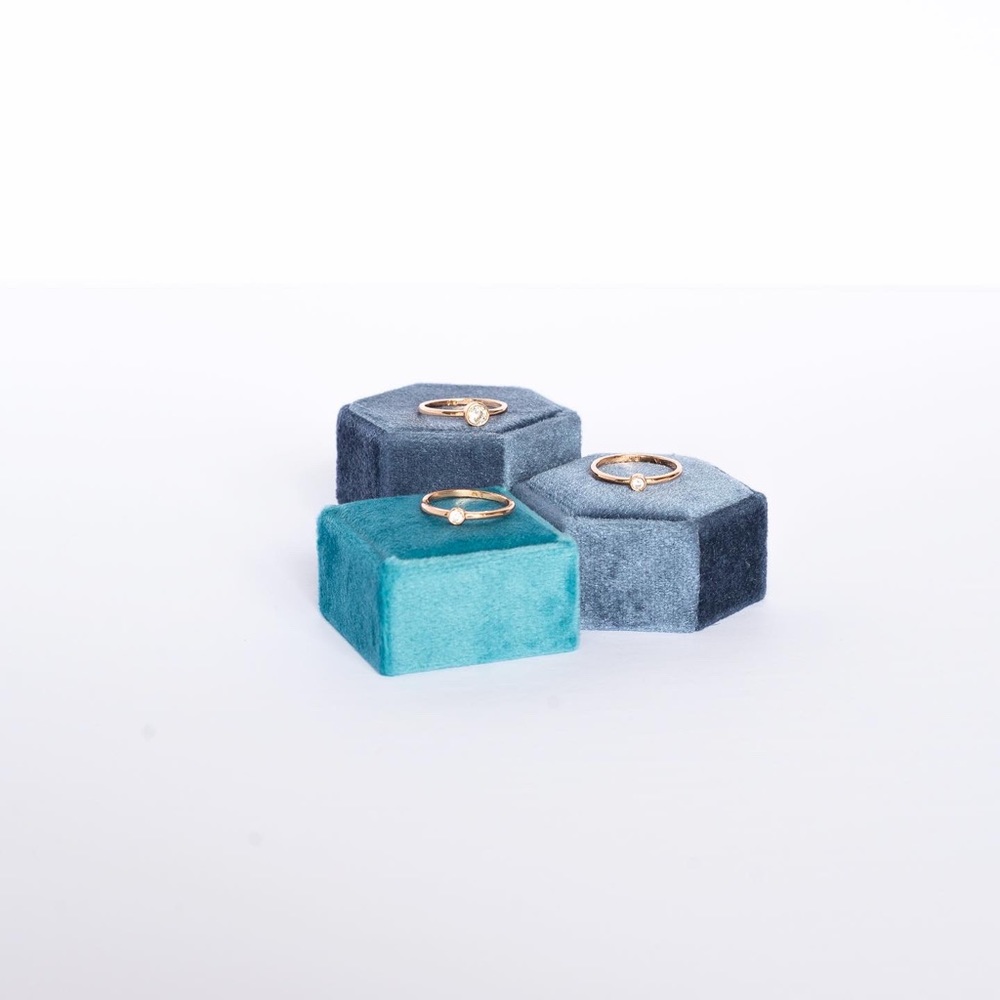 Banana Republic Delicate Stone Stackable Rings